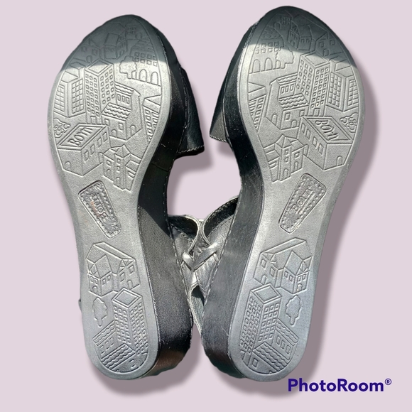 Born Black Wedge Sandals Size 8 - Picture 2 of 5